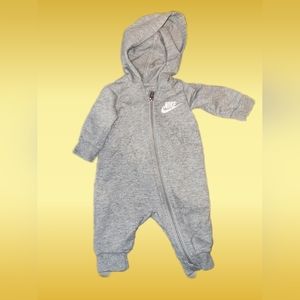 NIKE Baby Zip-Up Jumpsuit